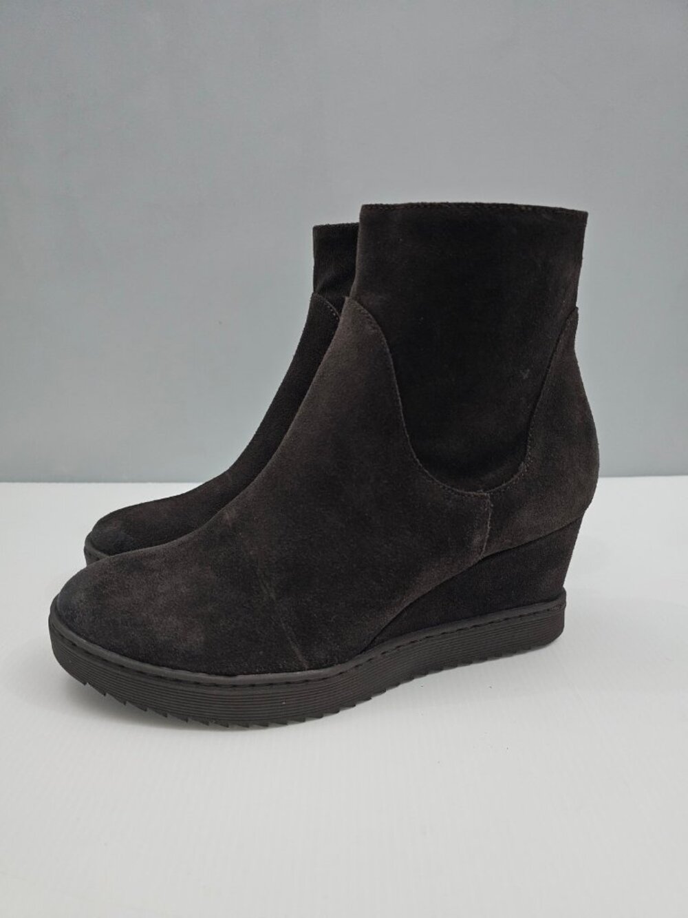 Sofft Shary Waterproof Wedge Ankle Boot Women 9 Dark Brown Suede Heel Casual NEW